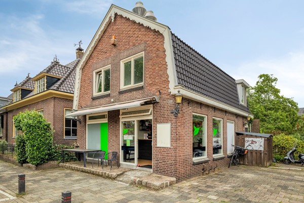 Bunschoten - Spakenburg - Kerkstraat 1 Meerwaerde Makelaars-01.jpg